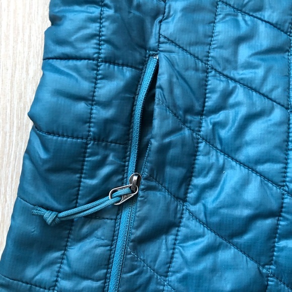 The North Face Women’s Puffer Jacket in Light Blue Size S - Picture 5 of 14